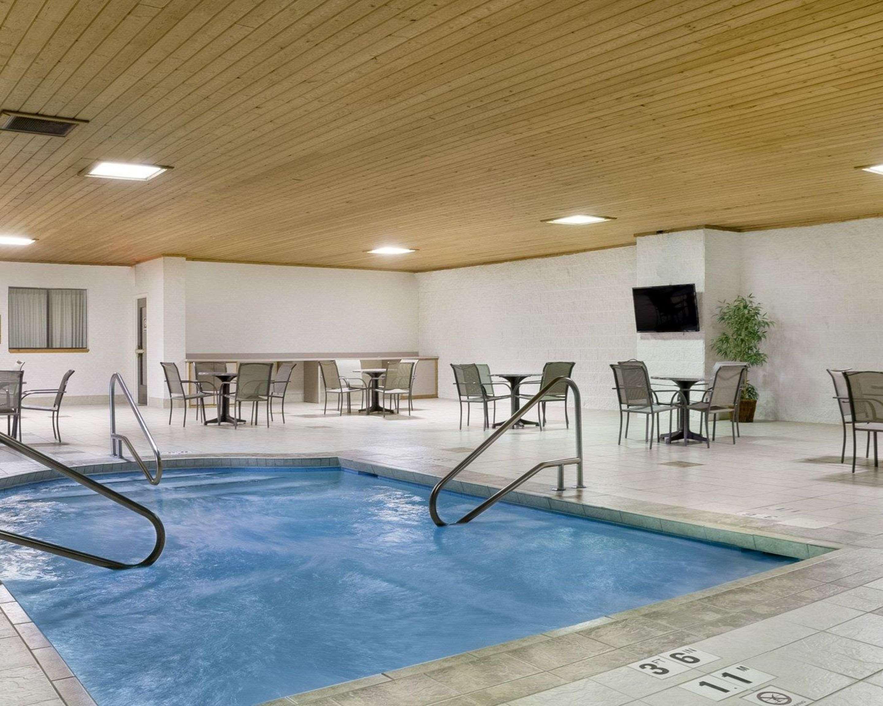 Quality Inn Bismarck I-94 المظهر الخارجي الصورة
