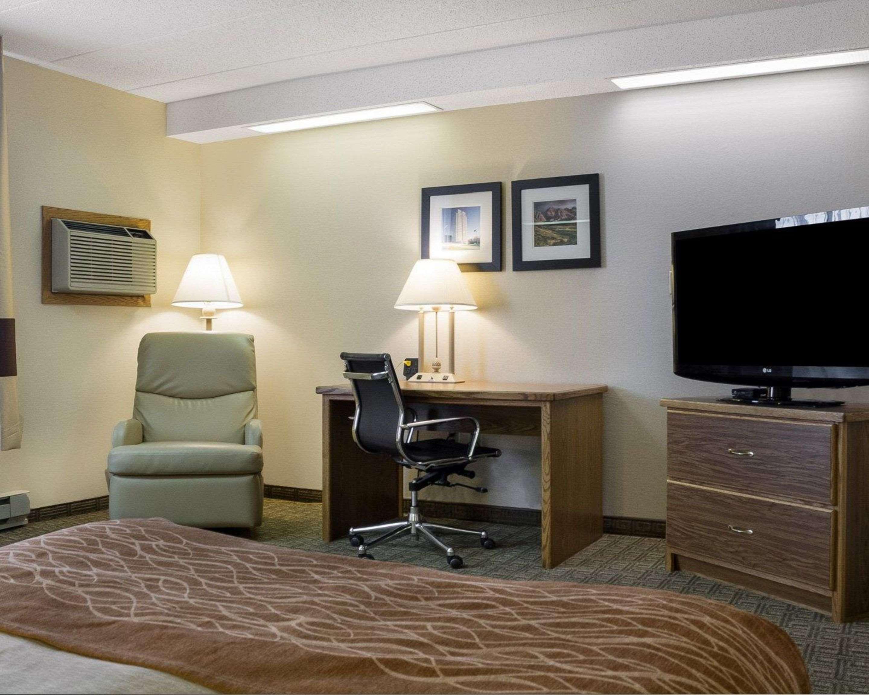 Quality Inn Bismarck I-94 المظهر الخارجي الصورة