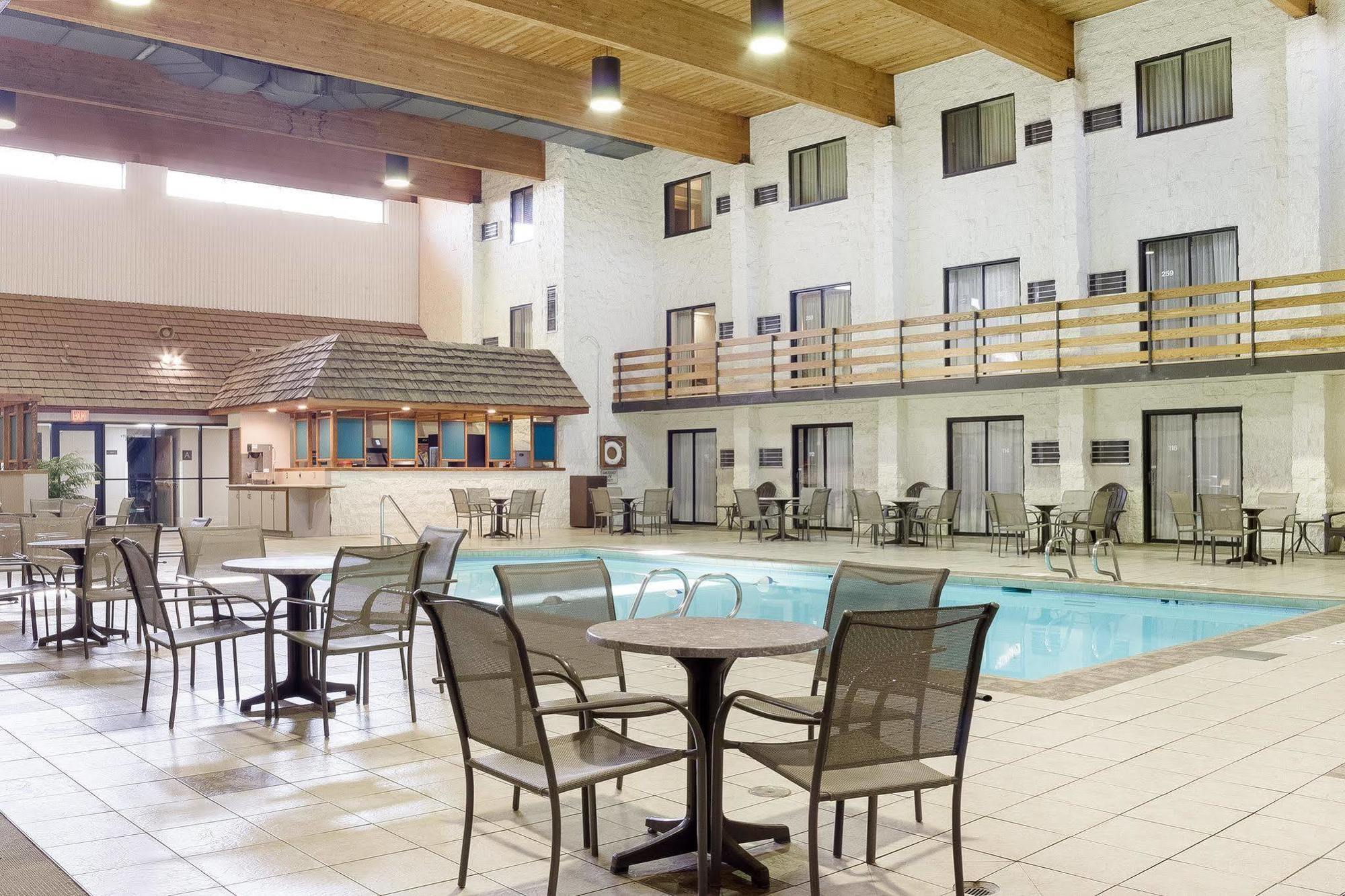 Quality Inn Bismarck I-94 المظهر الخارجي الصورة
